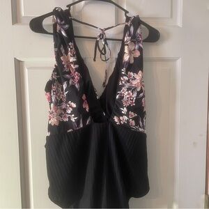 Time and Tru Black/Floral Ladies Bathing Suit ( NWOT )